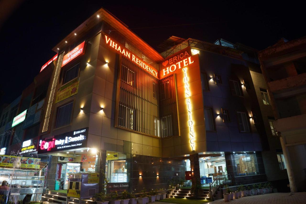 Hotel Vihaan Residency Zirakpur Екстериор снимка